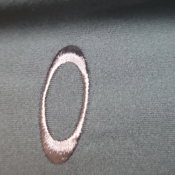 Oakley Astaire Moisture Wicking Short Sleeve Polo Shirt - Picture 6 of 8